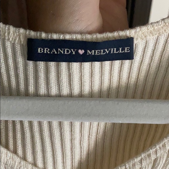 cropped tank - Picture 3 of 3